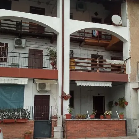 Sweet House Apartment *